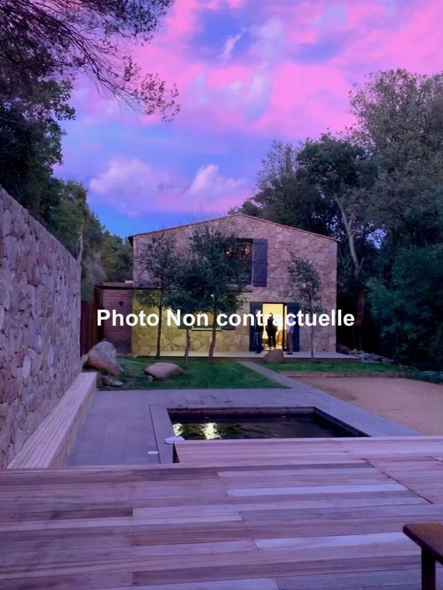 Image Piscine à  maison individuelle de Sotta