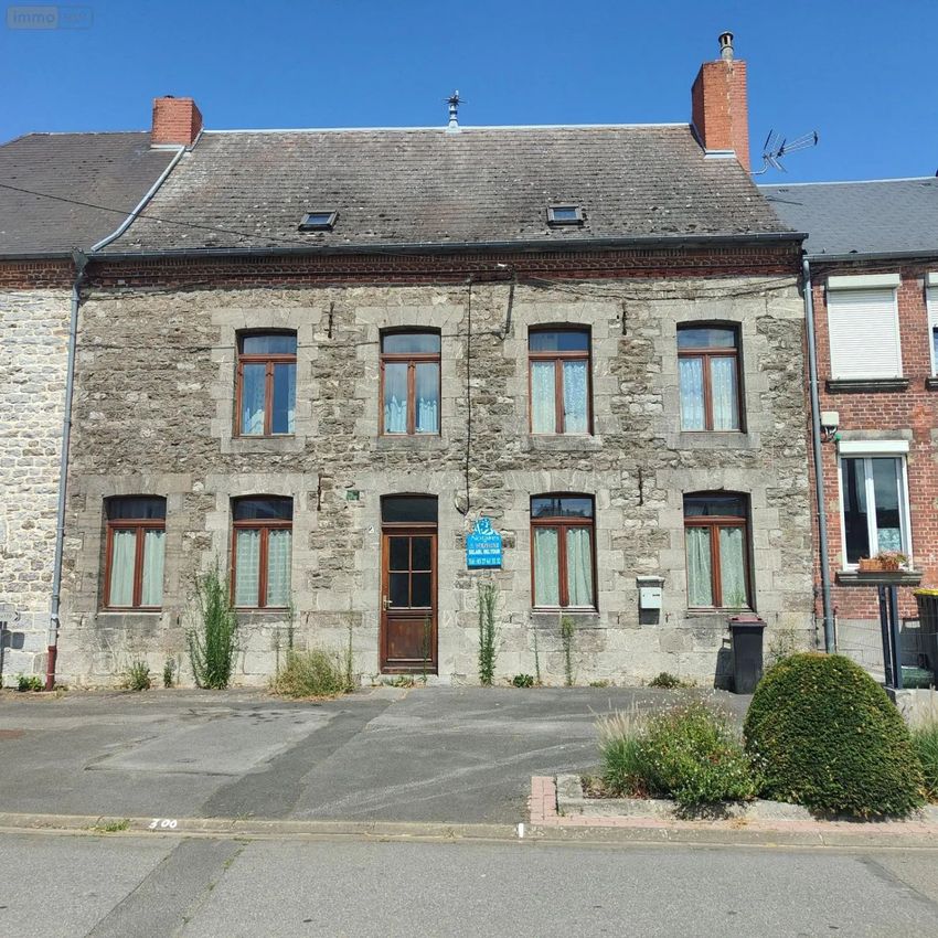 Image Façade à  maison individuelle de Étrœungt