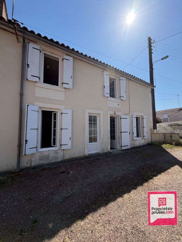 Image Façade à  maison mitoyenne de Luçon