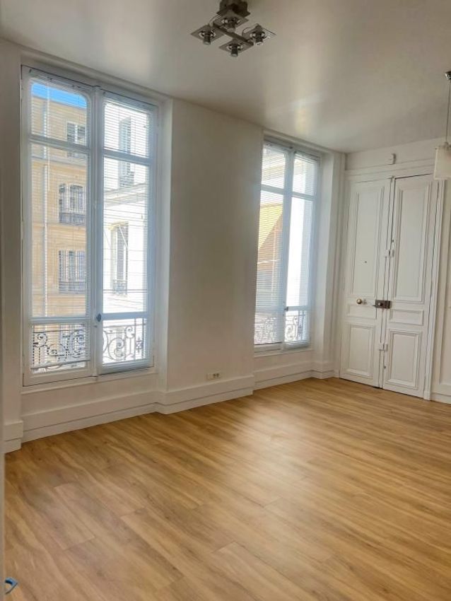 Image de bureau à Elysées-Madeleine