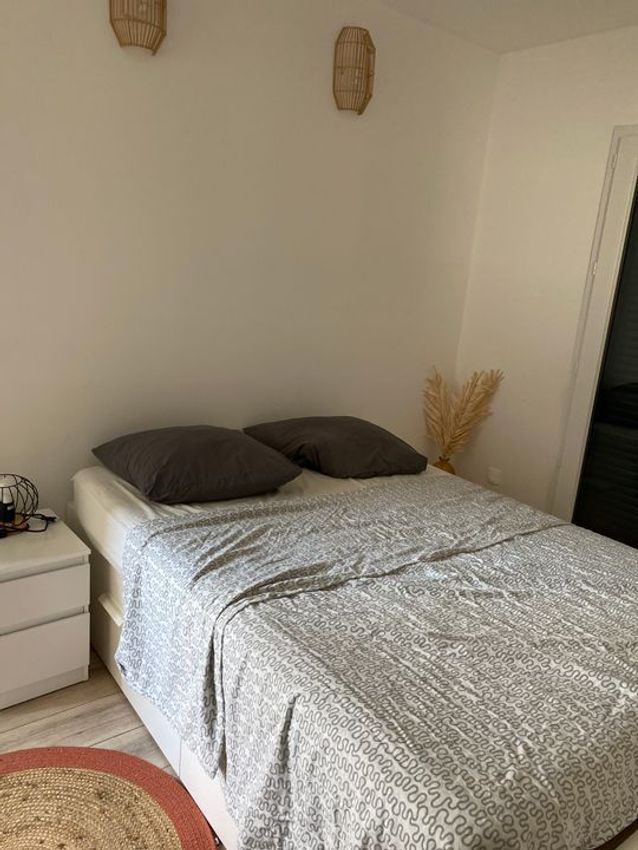 Image Chambre à appartement de Saint-Chaptes