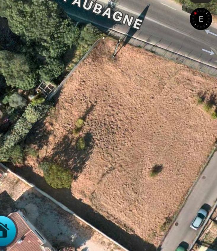 Image de terrain à Marseille 11e Arrondissement