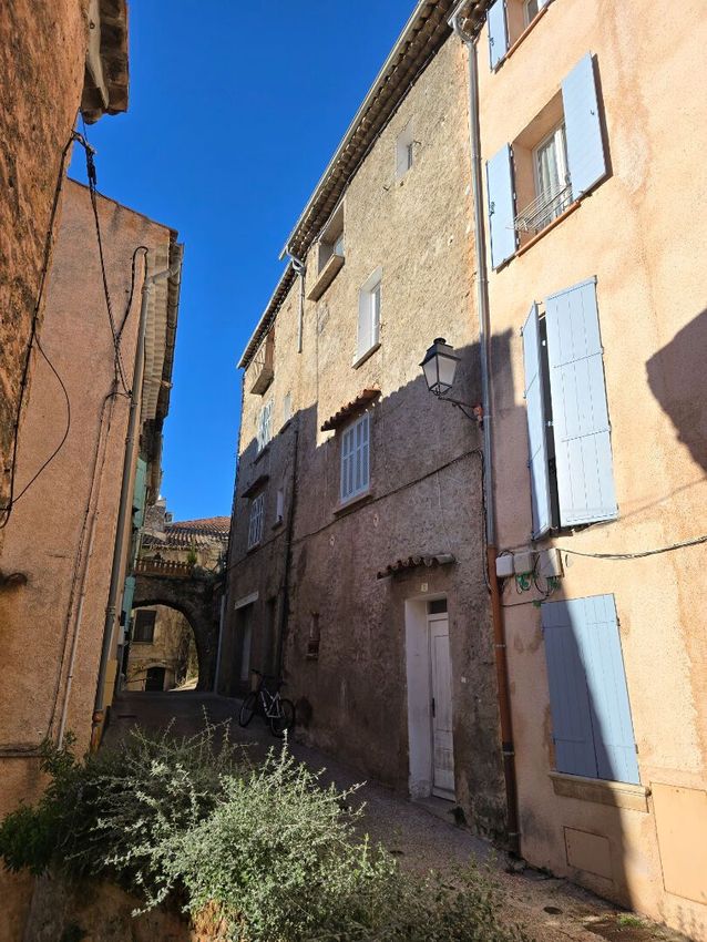 Image Vue à  maison de village de La Motte