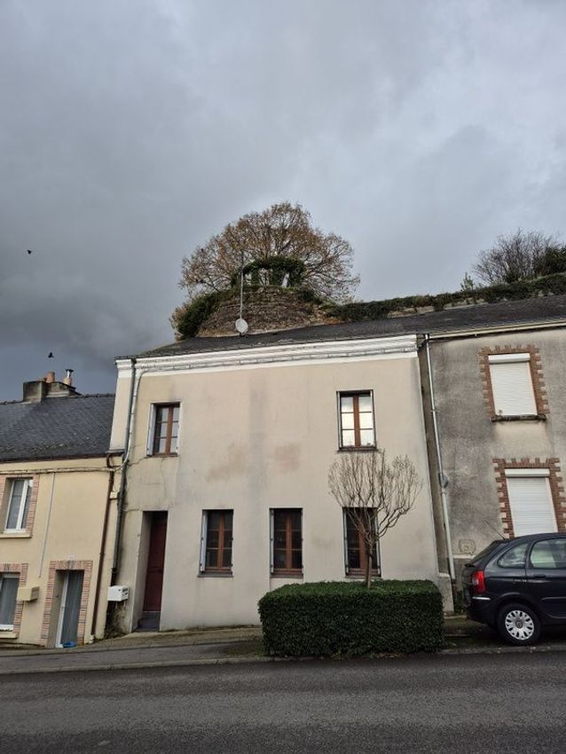 Image Façade à  maison individuelle de Ombrée d'Anjou