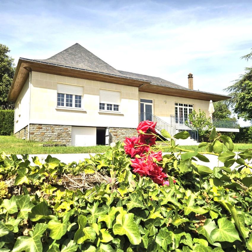 Image Façade à  maison individuelle de Le Cellier