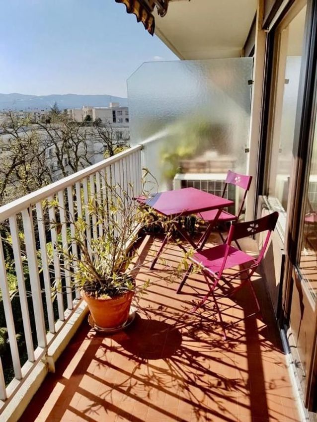 Image Terrasse à appartement de Sainte-Foy-lès-Lyon