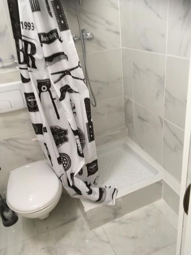 Image Salle de bains à studio de Bobigny