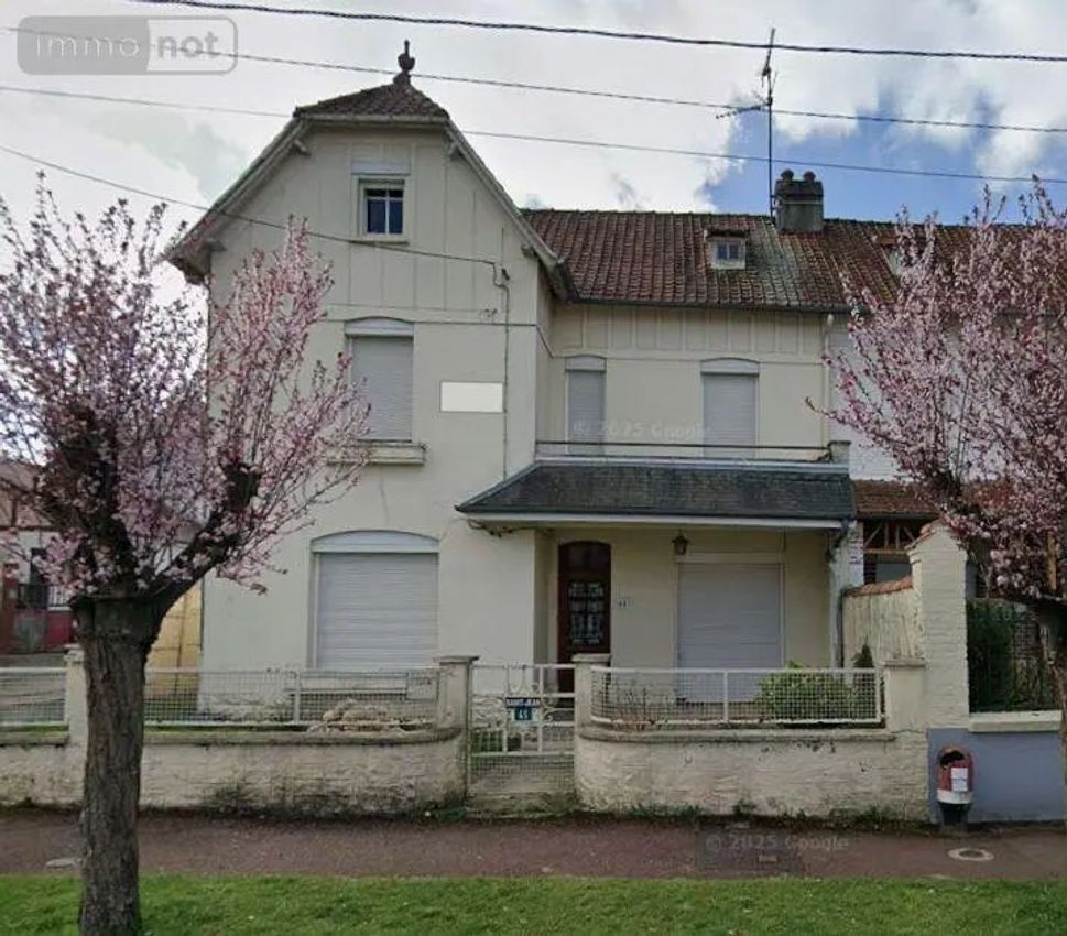 Image Façade à  maison mitoyenne de Marconne