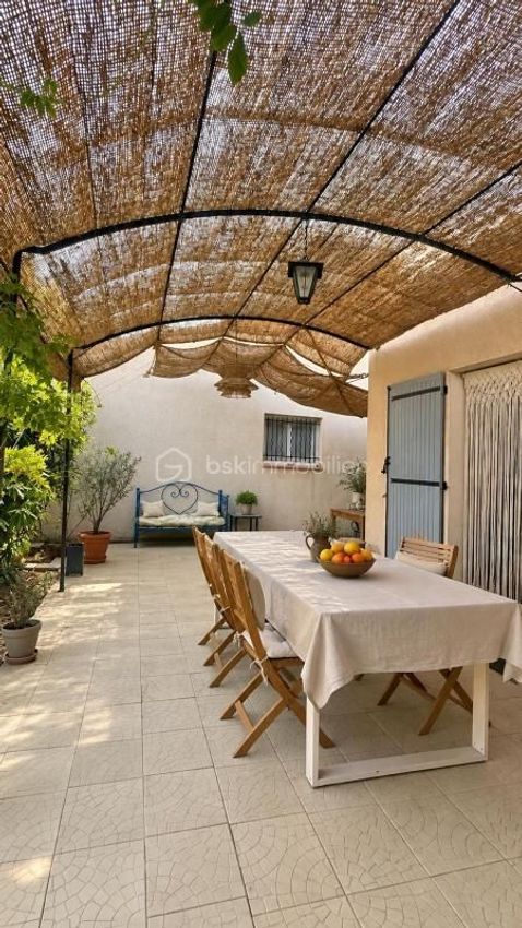 Image Terrasse à  maison individuelle de Mane