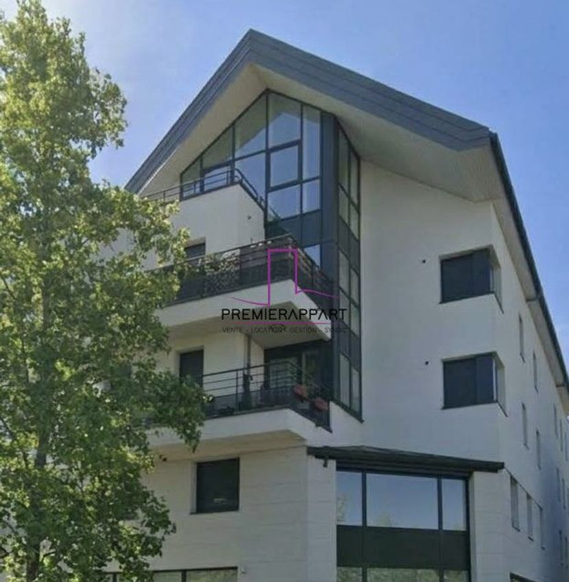 Image Façade à appartement de Houilles