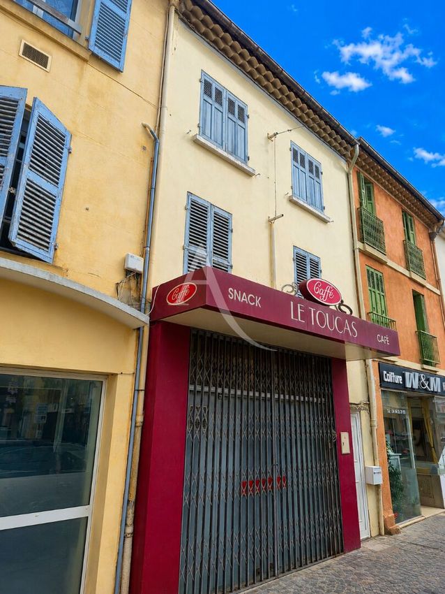 Image Vue à  maison individuelle de La Crau