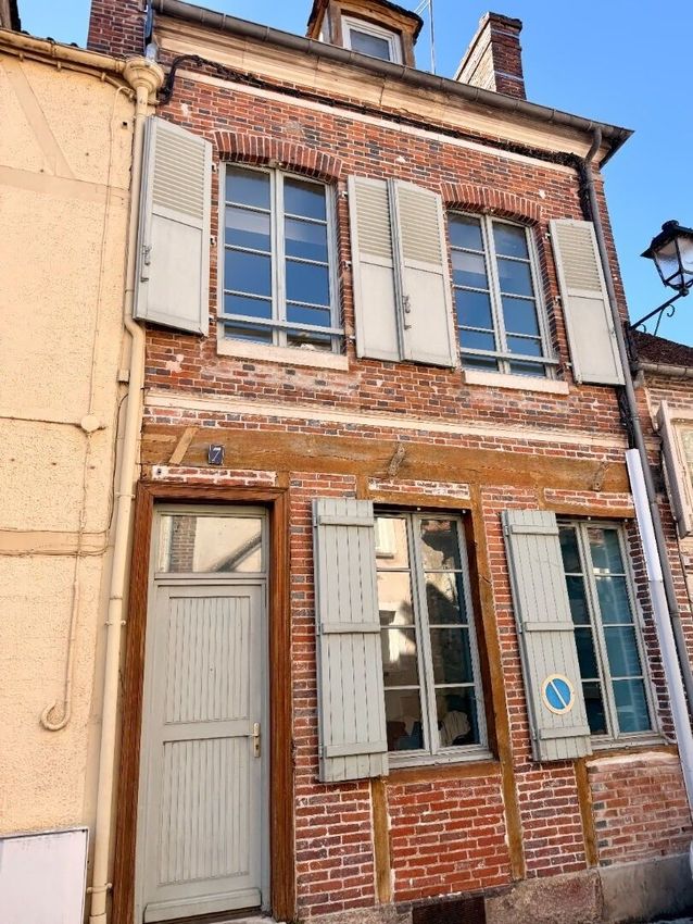 Image Vue à  maison mitoyenne de Joigny