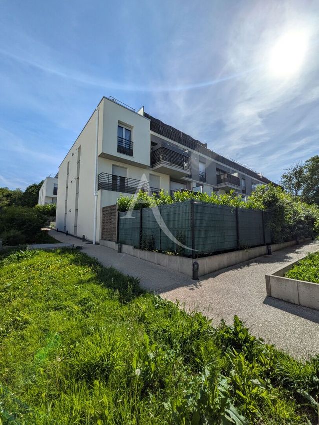 Image Façade à appartement de Champs-sur-Marne