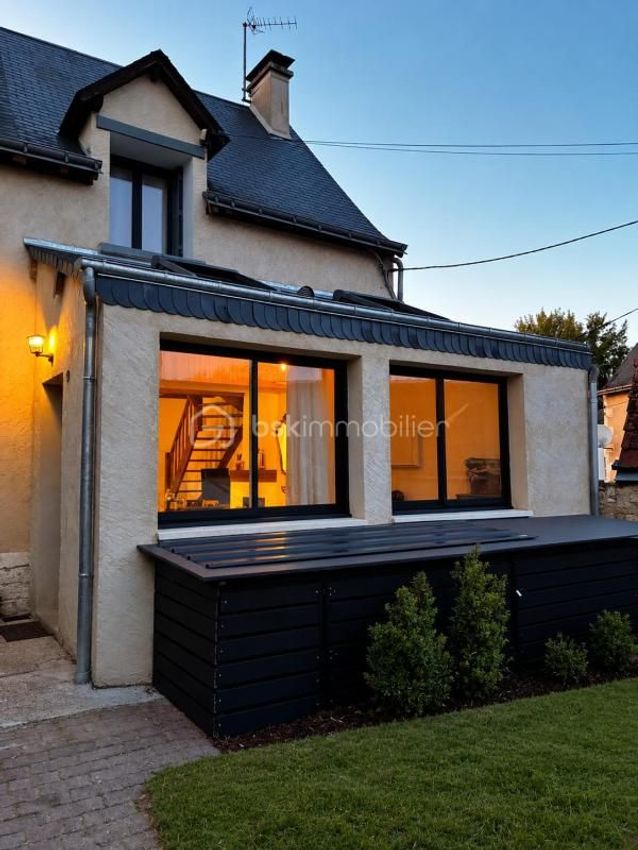 Image Façade à  maison individuelle de Villeperdue