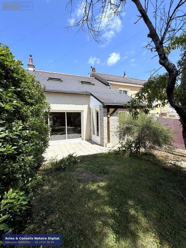 Image Façade à  maison individuelle de Cinais