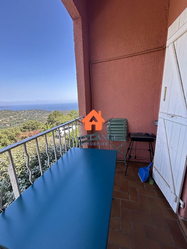 Image Terrasse à appartement de Cavalaire-sur-Mer