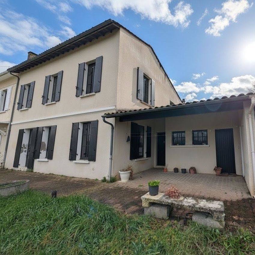 Image Façade à  maison individuelle de Latresne