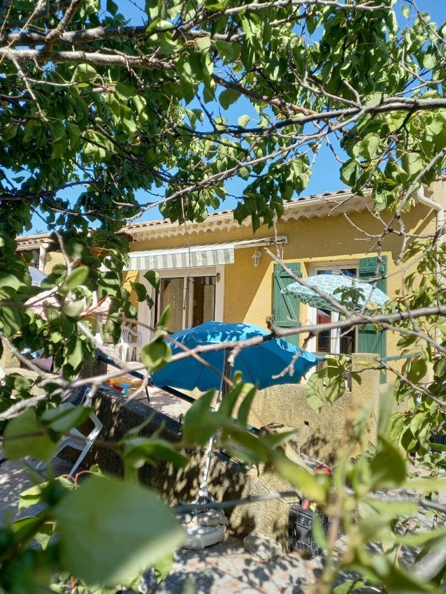 Image Façade à  villa de Le Cannet-des-Maures