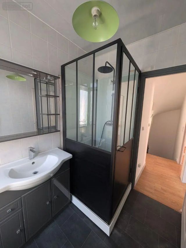 Image Salle de bains à  maison individuelle de Venette