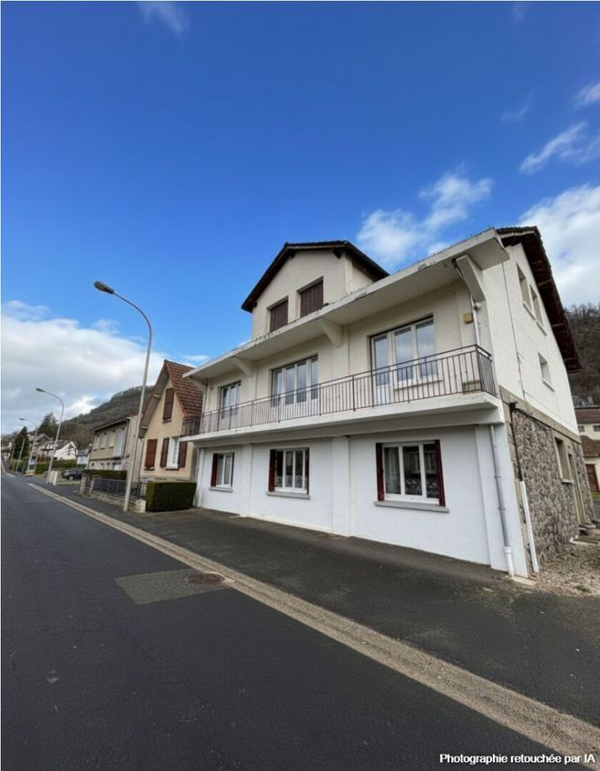 Image Façade à appartement de Vic-sur-Cère