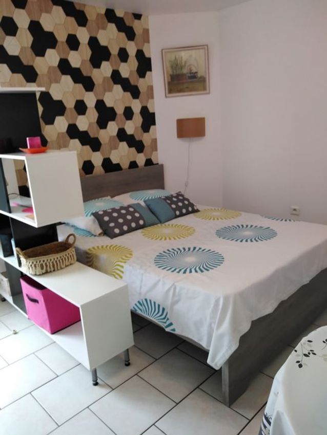 Image Chambre à studio de Prigonrieux