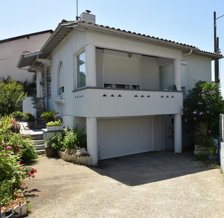 Image Façade à  maison individuelle de Hagetmau