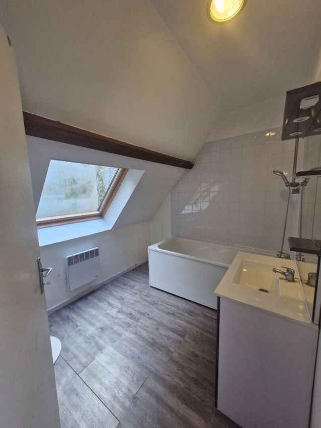 Image Salle de bains à appartement de La Ferté-sous-Jouarre