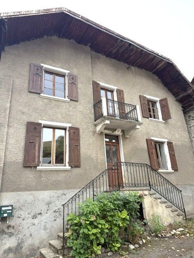 Image Façade à  maison individuelle de Coise-Saint-Jean-Pied-Gauthier
