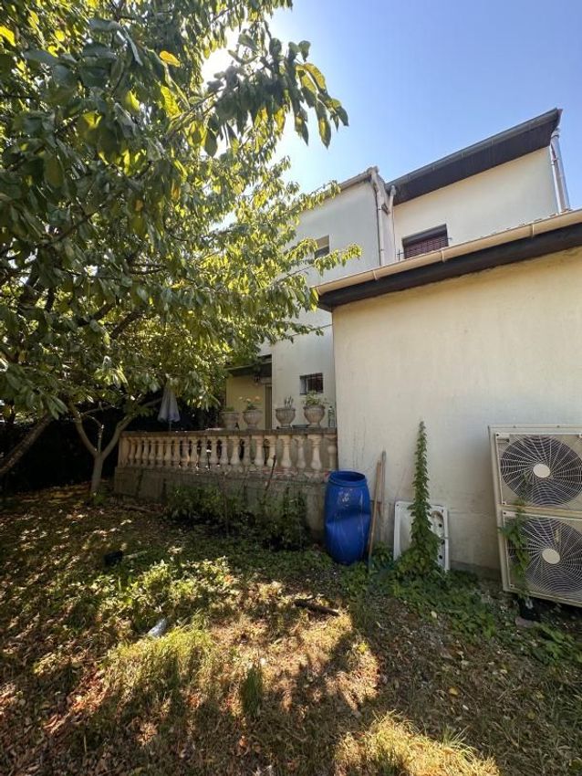 Image Façade à  maison individuelle de Montreuil