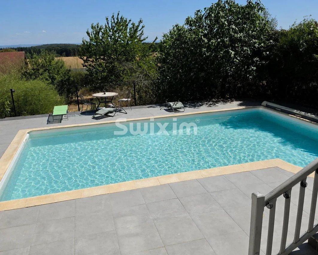 Image Piscine à  maison individuelle de Serre-les-Moulières