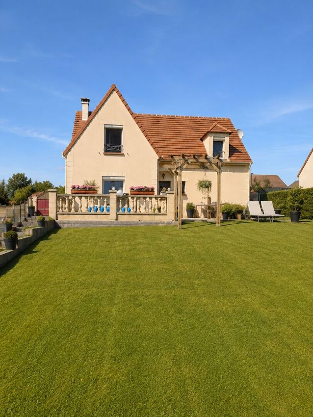 Image Façade à  maison individuelle de Étouy