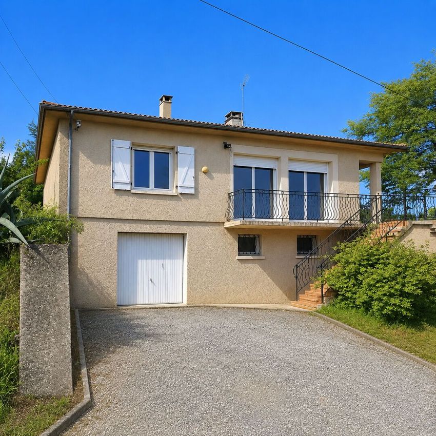 Image Façade à  maison individuelle de Lavit
