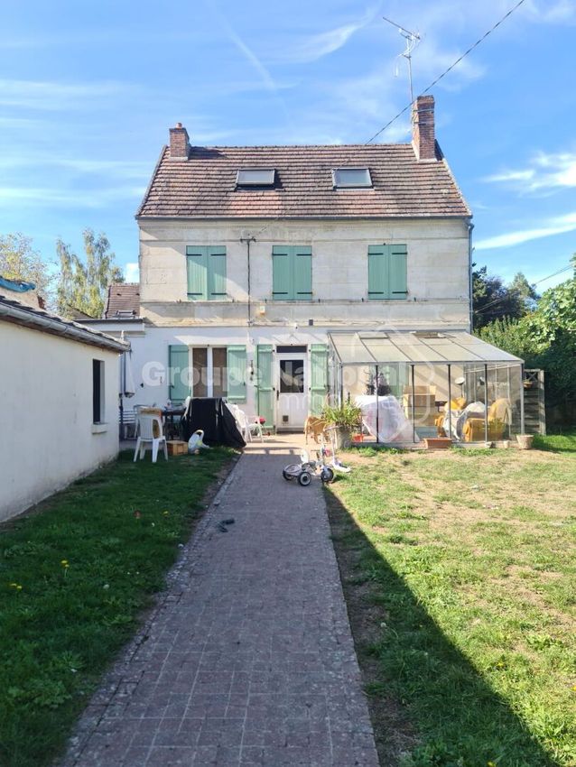 Image Façade à  maison individuelle de Ully-Saint-Georges