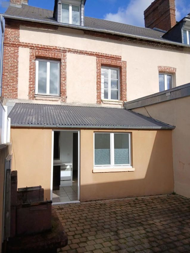 Image Façade à  maison individuelle de La Rivière-Saint-Sauveur