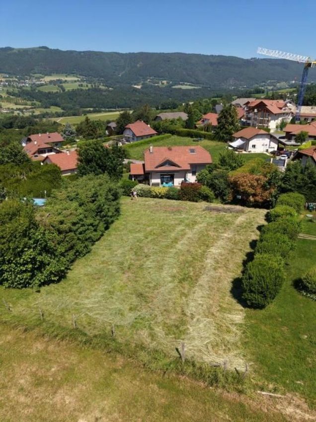Image Vue à terrain de Menthonnex-en-Bornes