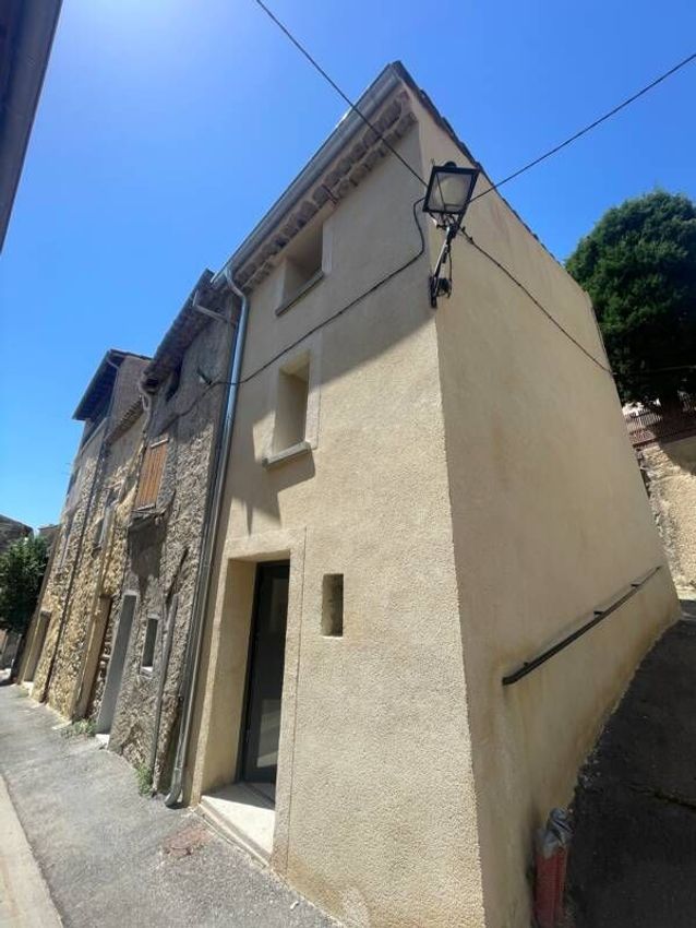 Image Vue à  maison de village de Volonne