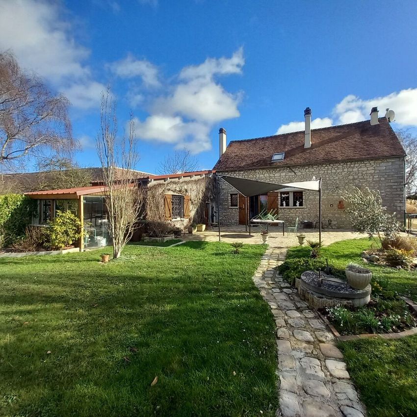 Image Façade à  maison individuelle de Ormesson