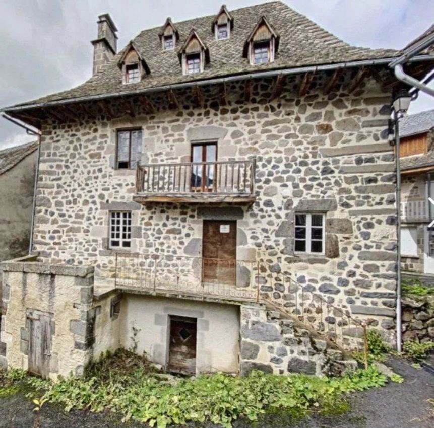 Image Façade à  maison individuelle de Raulhac