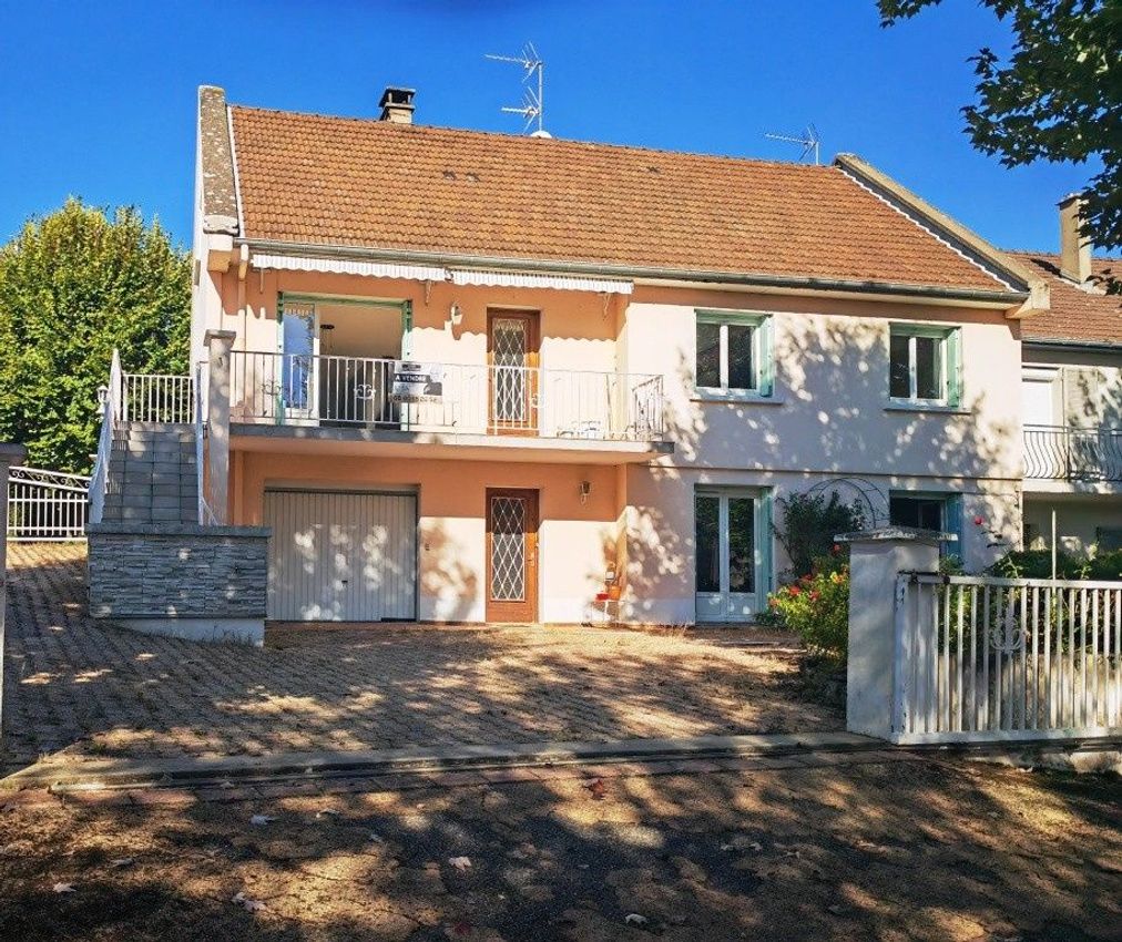 Image Façade à  maison individuelle de Cusset