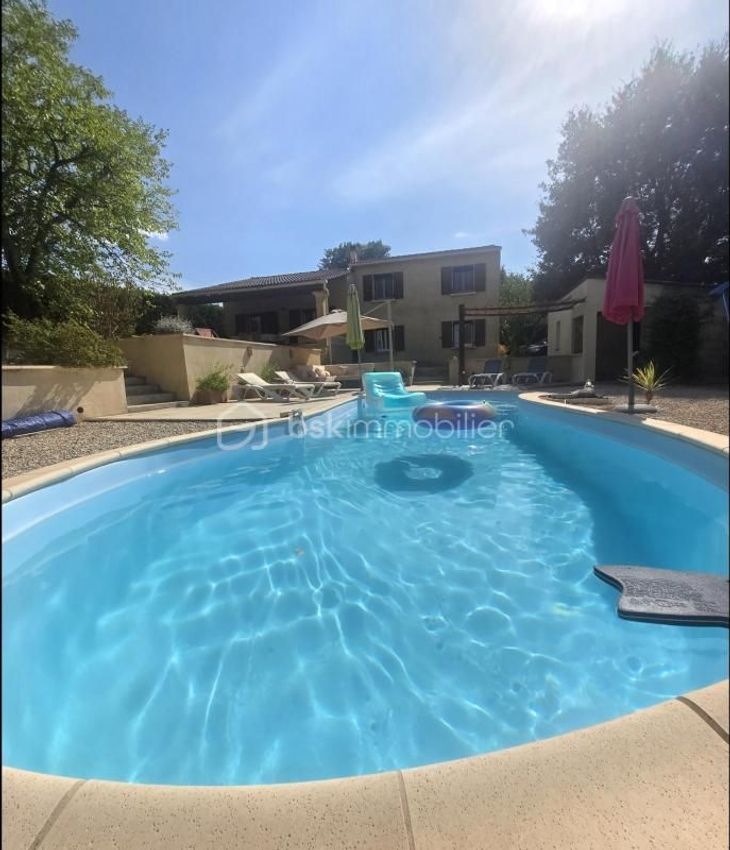 Image Piscine à  maison individuelle de Rivières