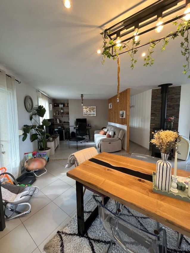 Image Salon à  maison individuelle de Biras