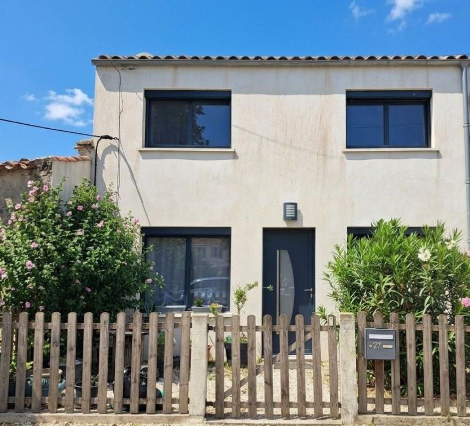 Image Façade à  maison individuelle de Saint-Just-Luzac