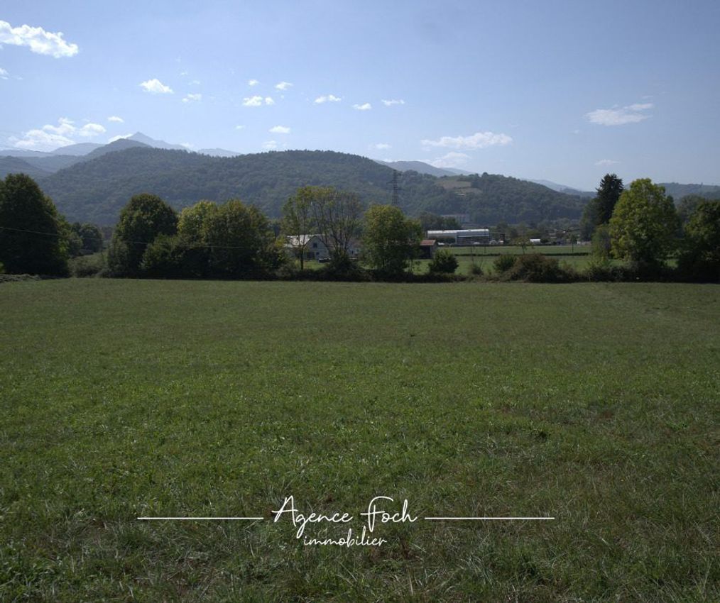Image Vue à terrain de Bagnères-de-Bigorre