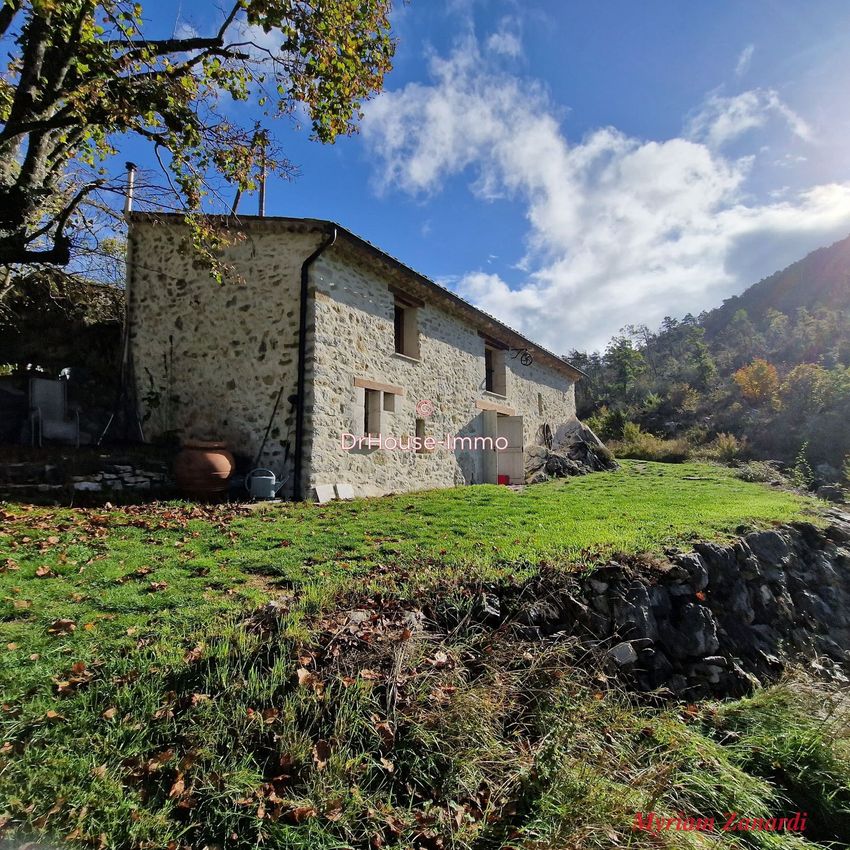 Image Façade à  villa de La Palud-sur-Verdon
