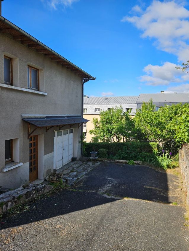Image Façade à  maison individuelle de Mende