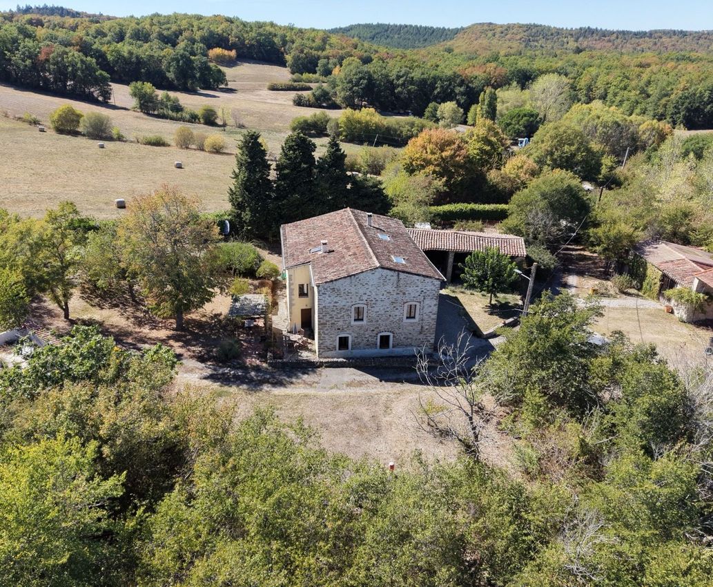Image Façade à  maison individuelle de Escueillens-et-Saint-Just-de-Bélengard