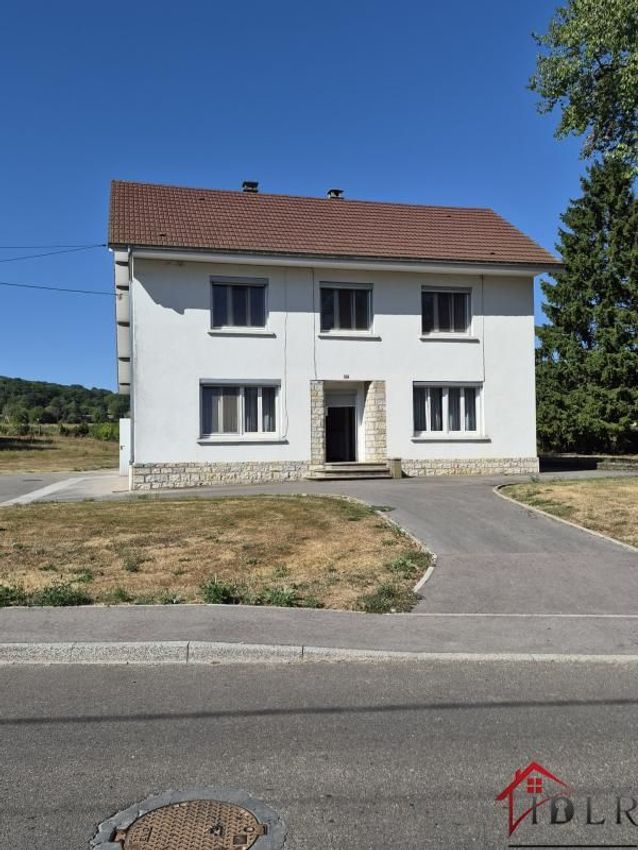 Image Façade à  maison individuelle de Roulans