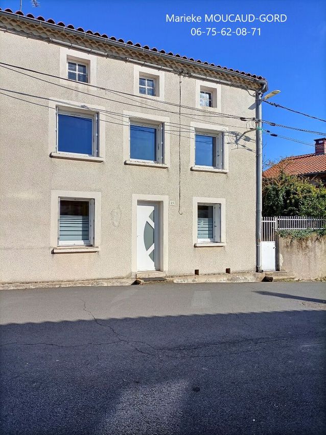 Image Vue à  maison mitoyenne de Valprivas
