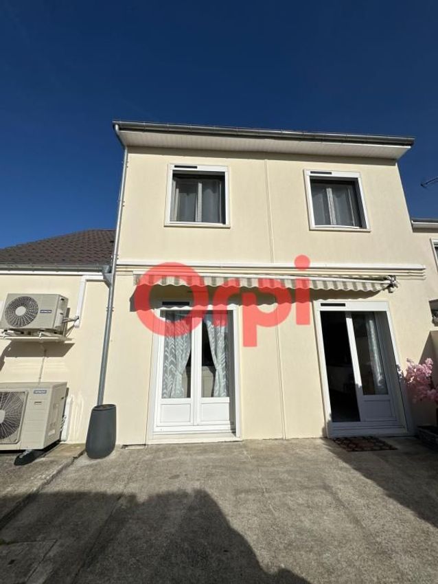 Image Façade à  maison individuelle de Péronne
