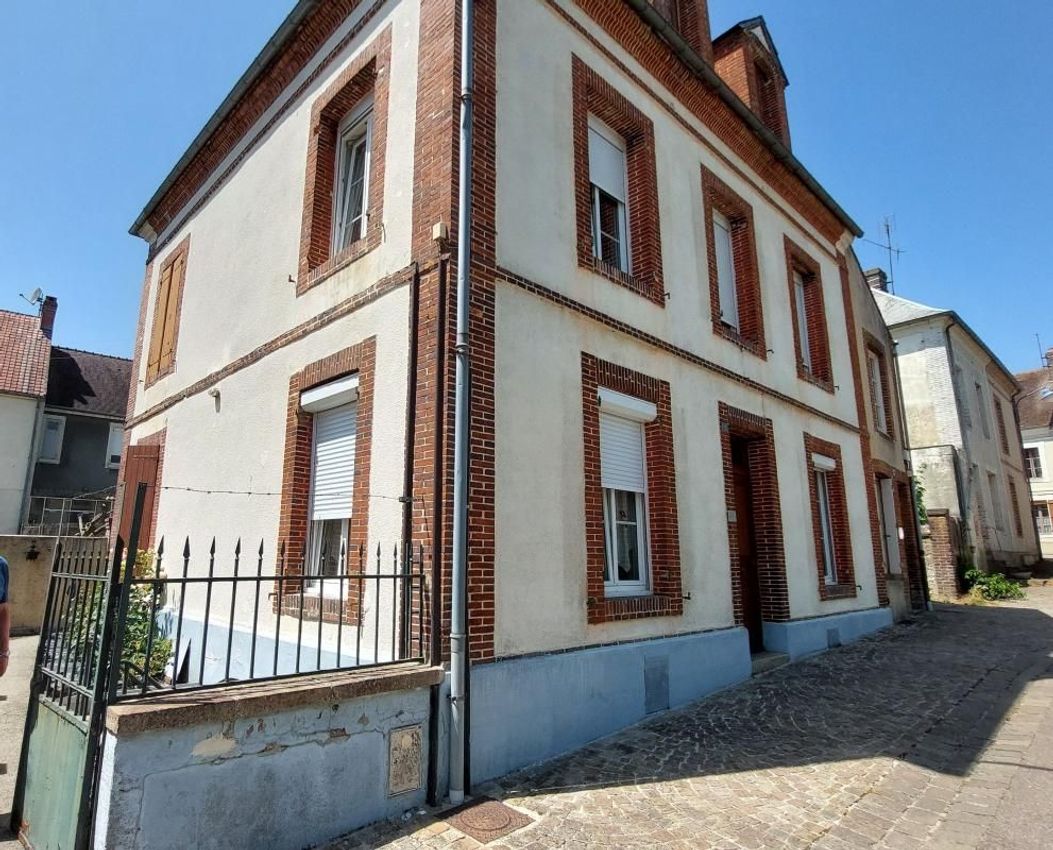 Image Vue à  maison individuelle de Tourouvre au Perche